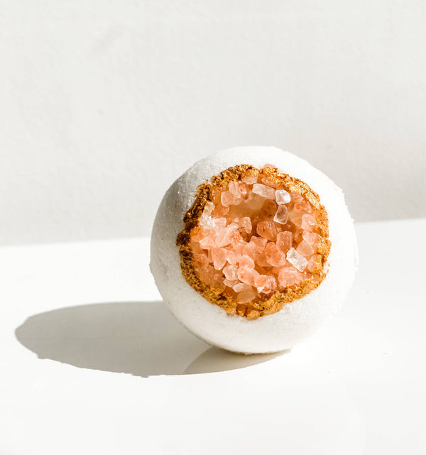 Rose Quartz Geode - Abundant Love Bath Crystal Bomb